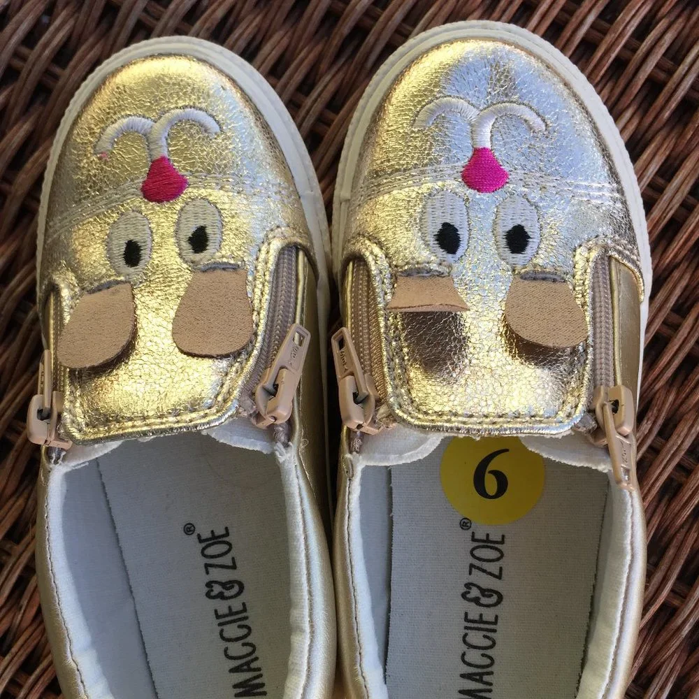 Maggie & Zoe Slip On Double Zipper Bunny Sneakers - Picture 4 of 6